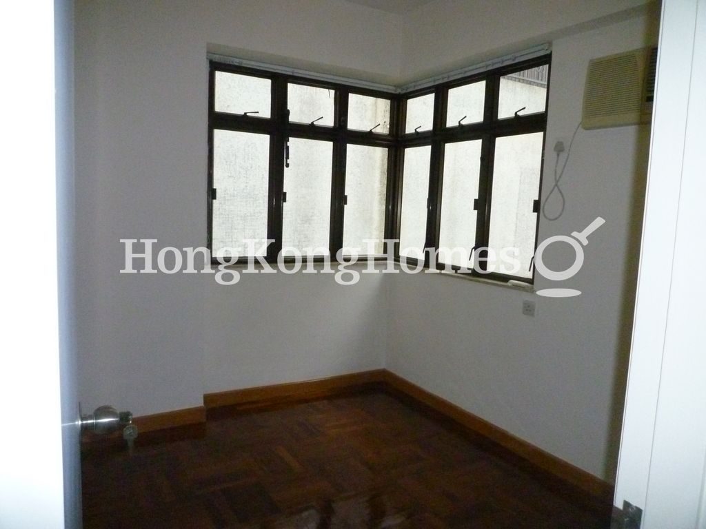 Second Bedroom — Oi Kwan Court, Tai Hang