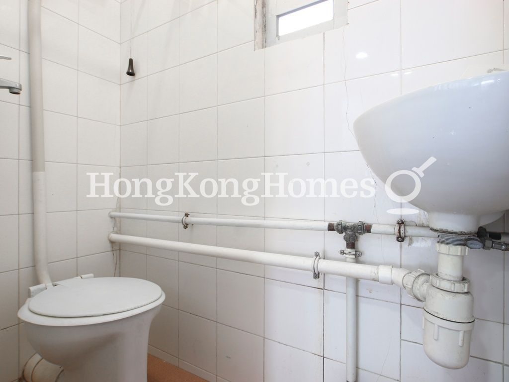 Maid's Washroom — Park View Mansion, North Point
