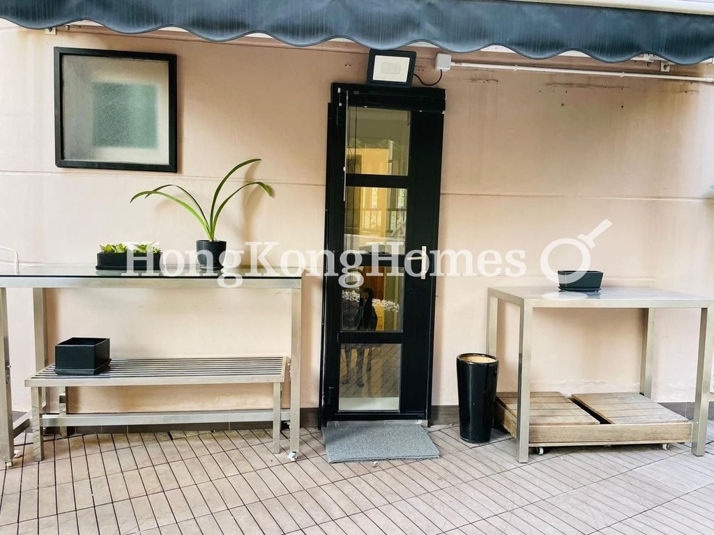 Private Terrace — Smiling Court, Mid-levels West