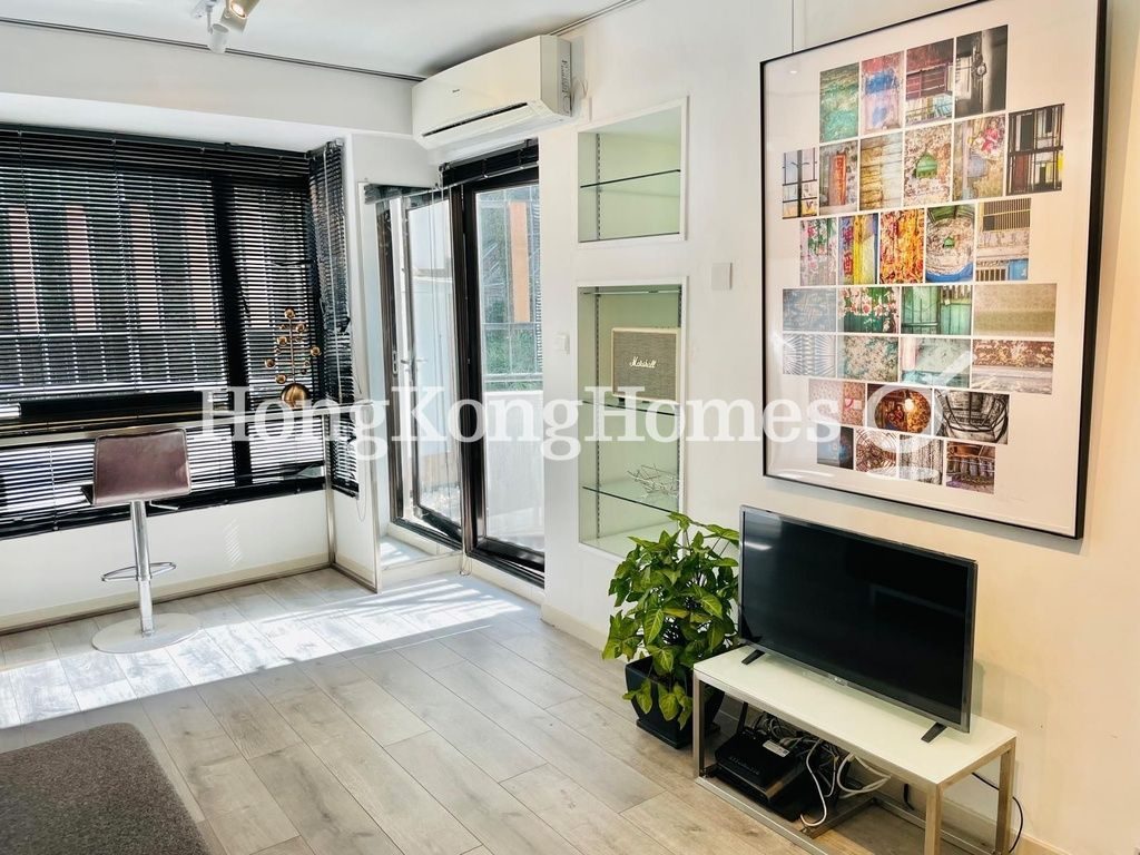 Living and Dining Room — Smiling Court, Mid-levels West