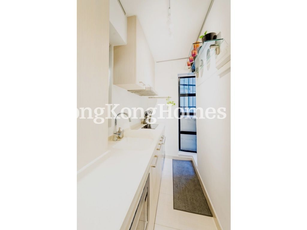 Kitchen — Smiling Court, Mid-levels West