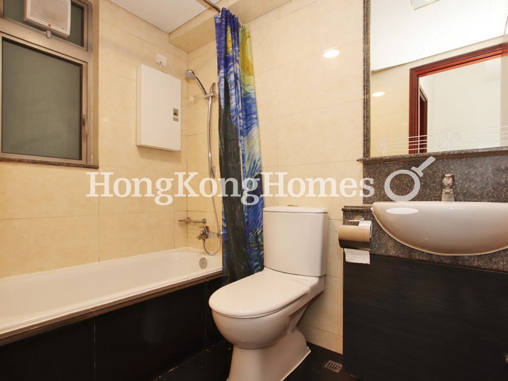 Guest Bathroom — The Merton - Block 03, Western / Kennedy Town