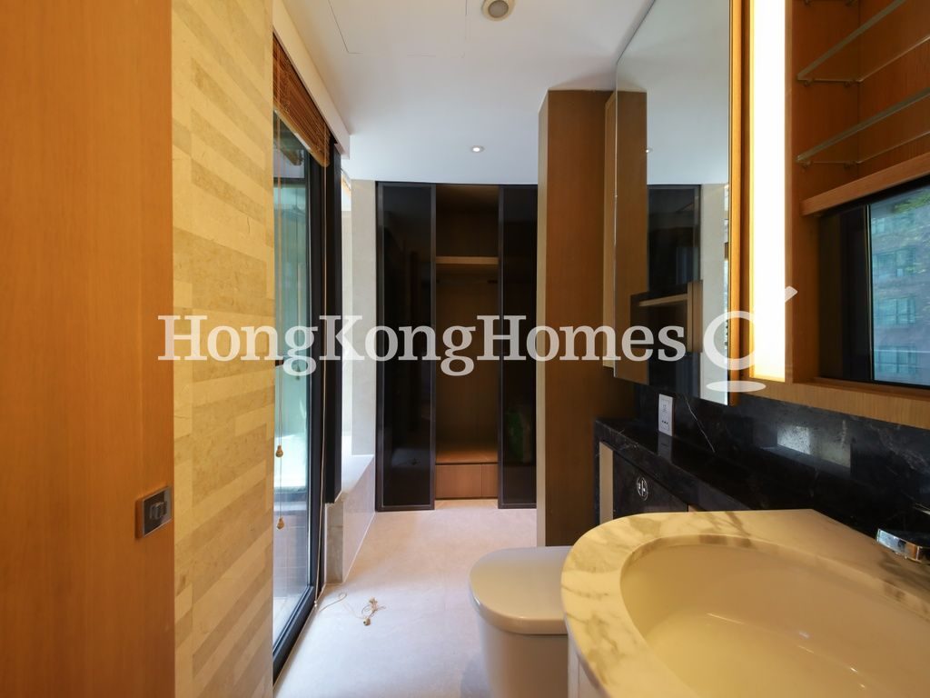Bathroom — Gramercy, Mid-levels West