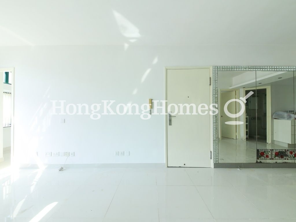 Living and Dining Room — Southern Pearl Court, Happy Valley