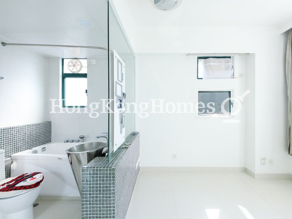 Master Bedroom — Southern Pearl Court, Happy Valley