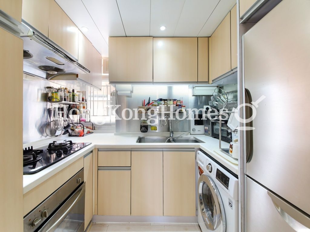 Kitchen — Maiden Court - Block A, North Point Hill