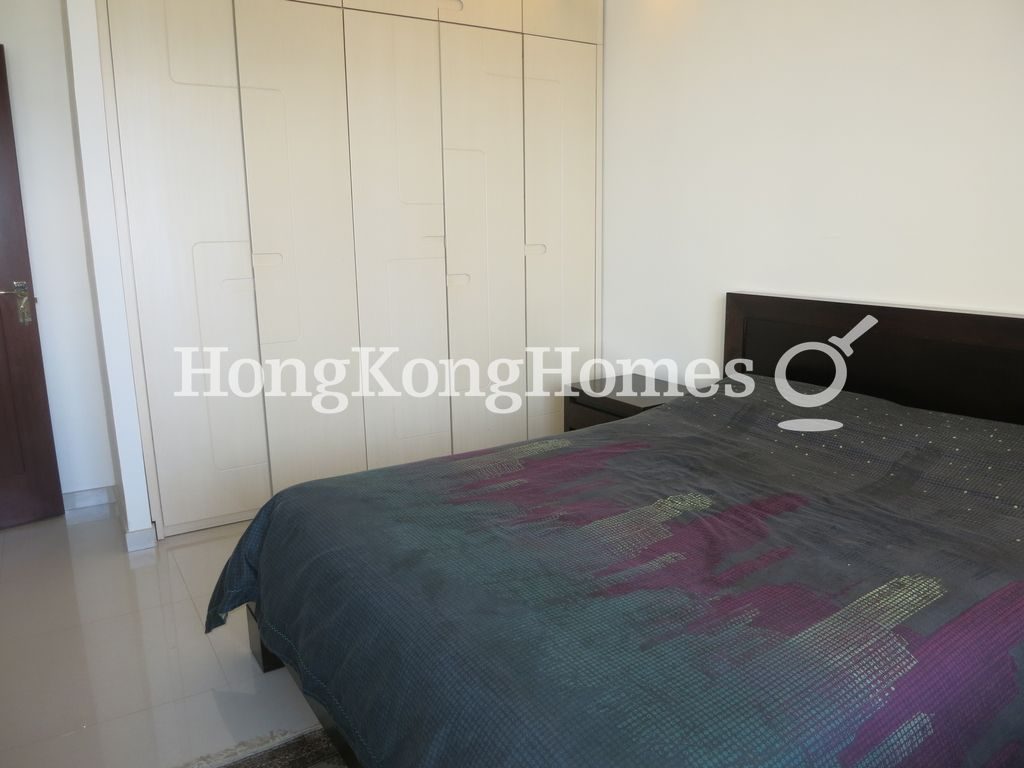 Built-in Wardrobe in Master Bedroom — Phase 2 - Midvale Village - Marine View, Discovery Bay