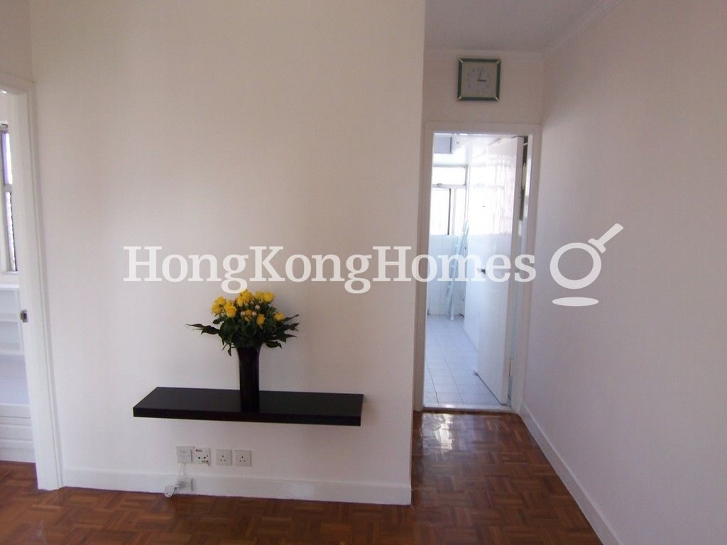 Living and Dining Room — Cheong Wan Mansion, Western / Kennedy Town
