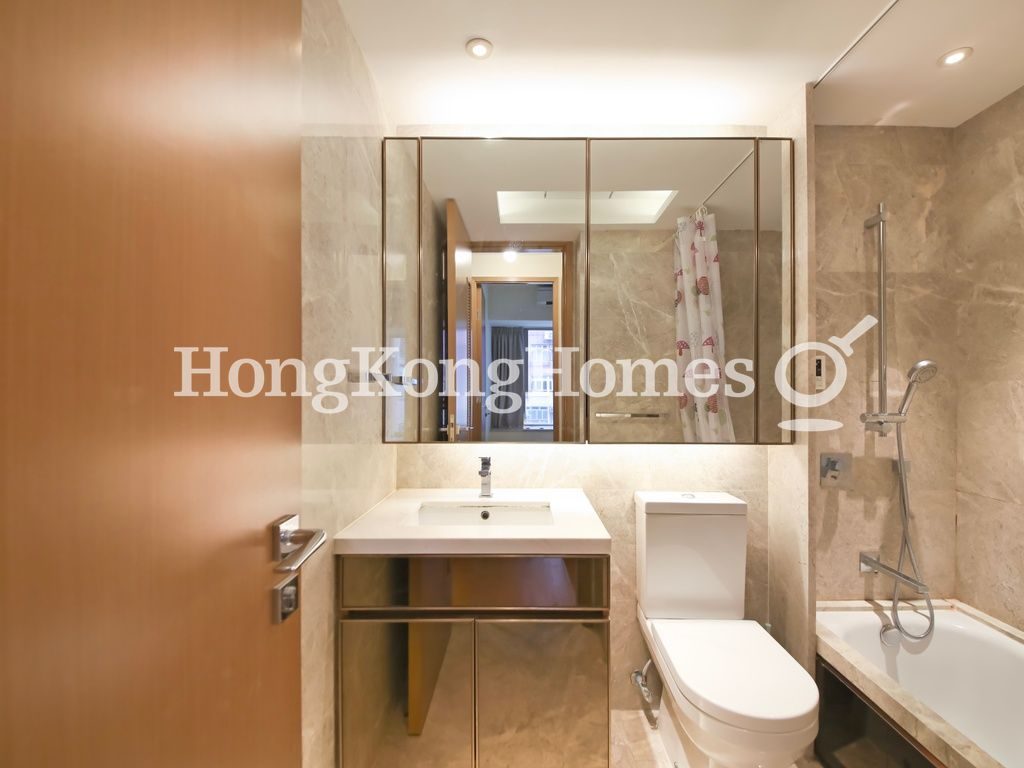 Guest Bathroom — The Nova, Sai Ying Pun