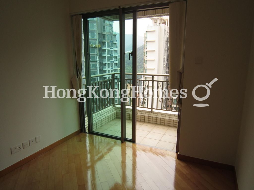Balcony — The Zenith - Block 3, Wan Chai