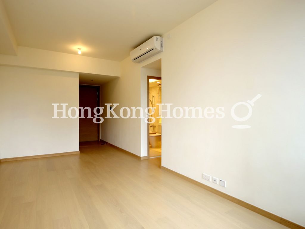 Living and Dining Room — Mantin Heights - Tower 8, Ho Man Tin / Waterloo Road