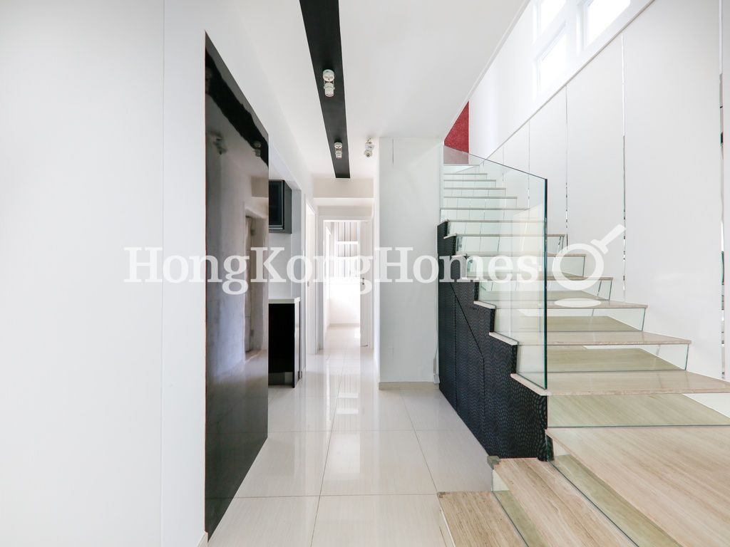 Internal Staircase — Kornhill - Block D, Taikoo Shing