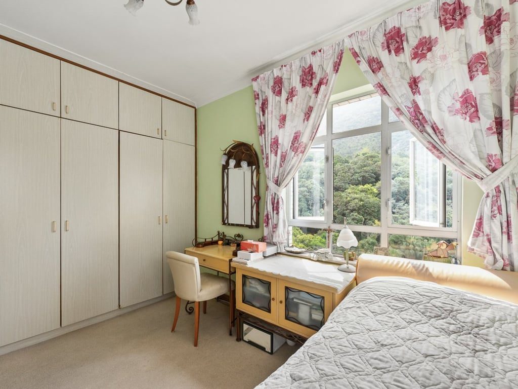 photo 10 — La Clare Mansion Blk B, Pok Fu Lam