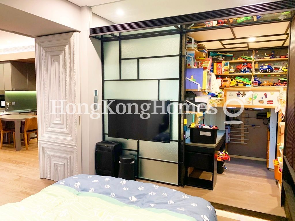Bedroom — Convention Plaza Apartments, Wan Chai