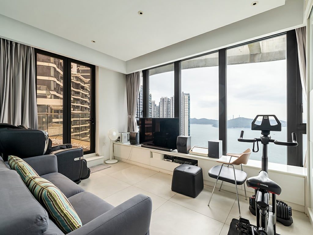photo 15 — Bel-Air No.8 (Phase 6) Twr 1, Pok Fu Lam