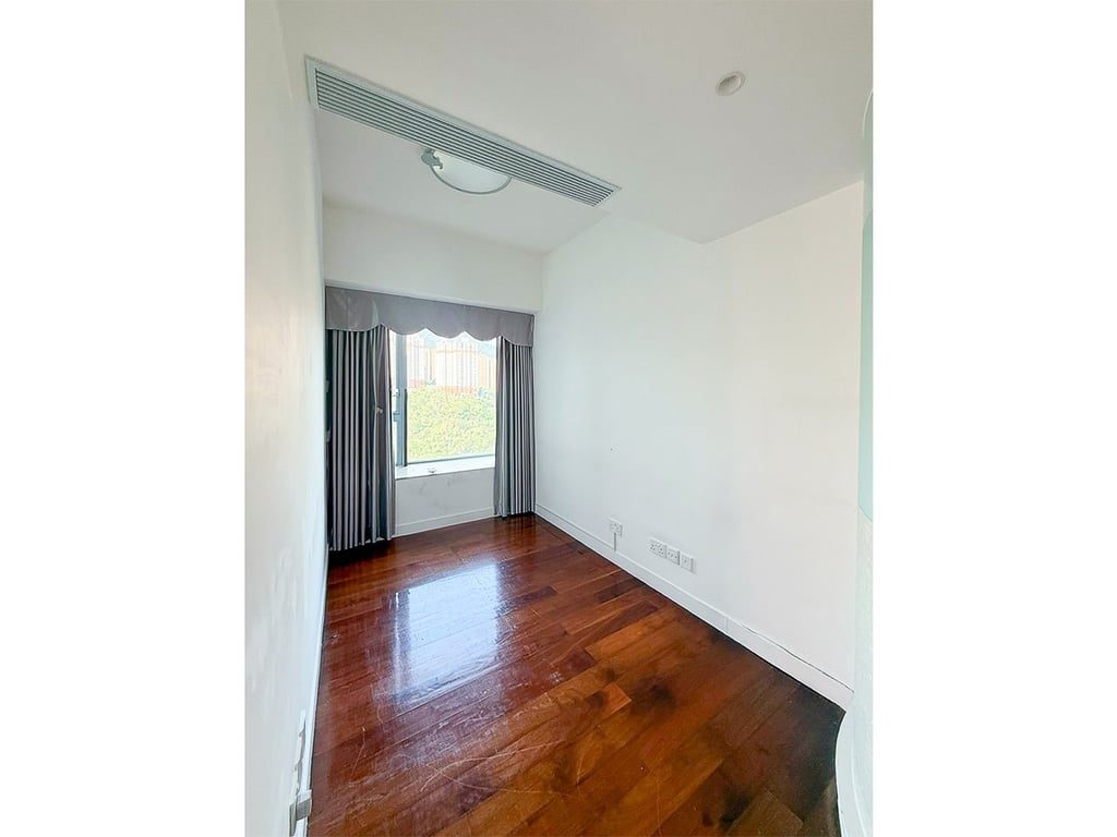 photo 9 — Residence Bel-Air Phase 2, Pok Fu Lam