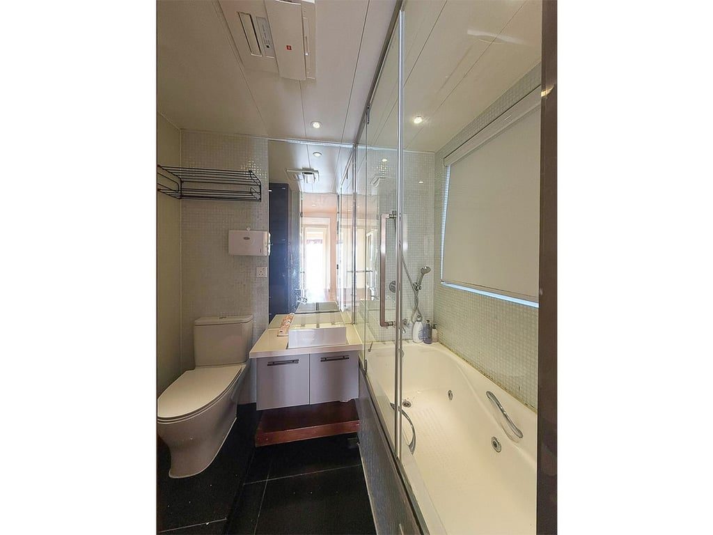 photo 10 — Residence Bel-Air Phase 2, Pok Fu Lam