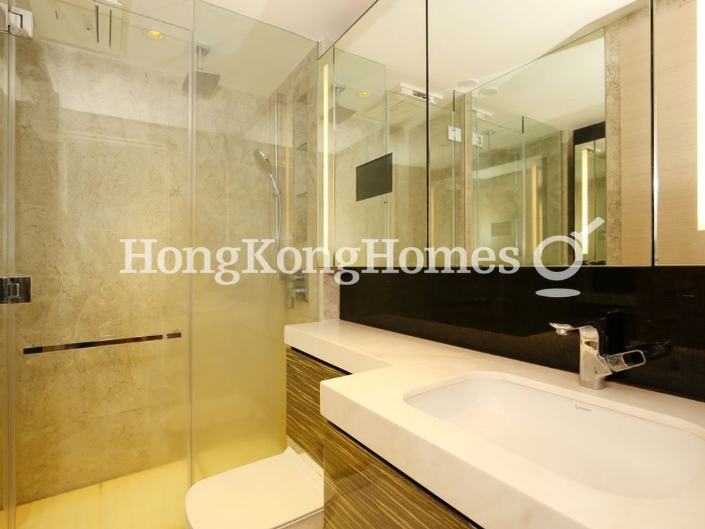 Bathroom — Harbour Pinnacle, Tsim Sha Tsui