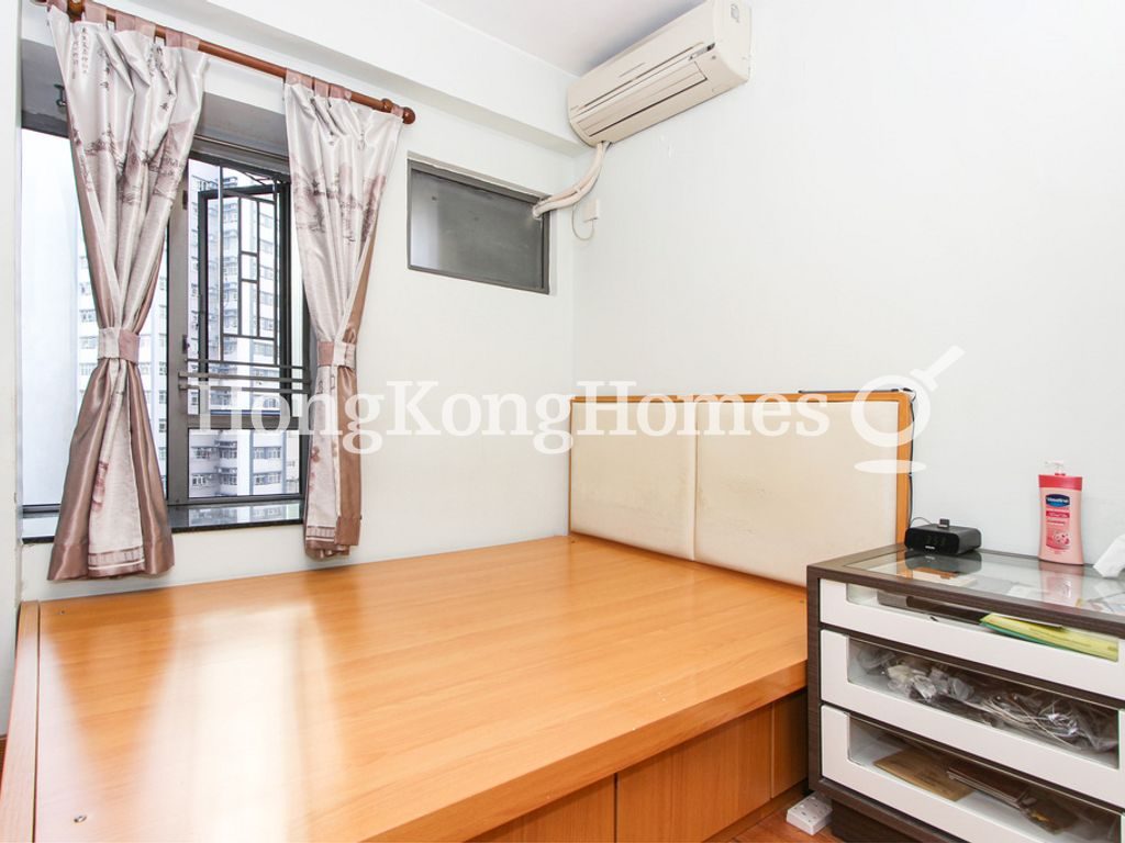 Master Bedroom — Hollywood Terrace - Block A, Sheung Wan
