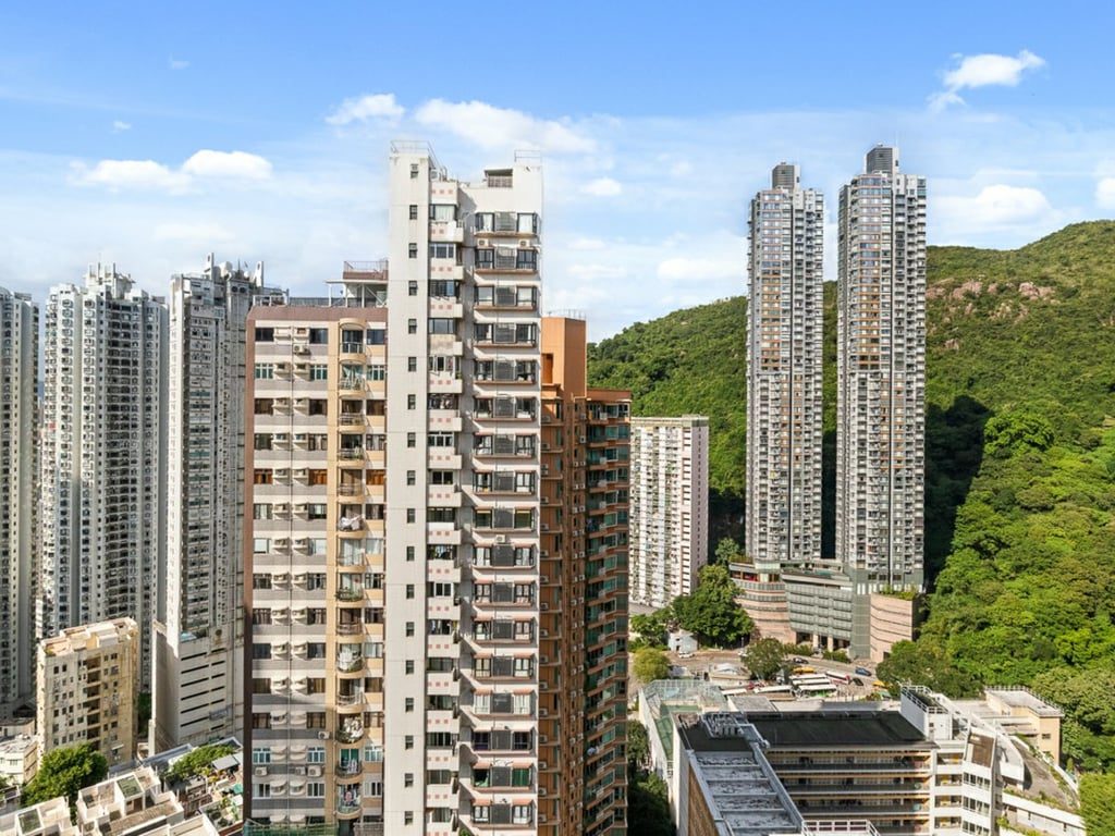 photo 2 — Yukon Heights, Tai Hang