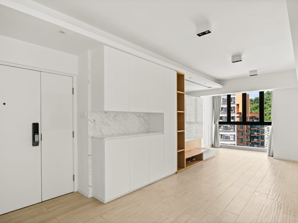 photo 4 — Yukon Heights, Tai Hang