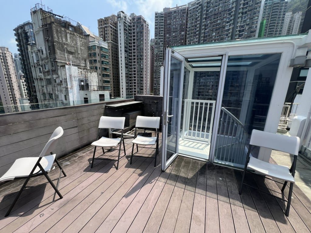 photo 8 — Sunrise House, Soho
