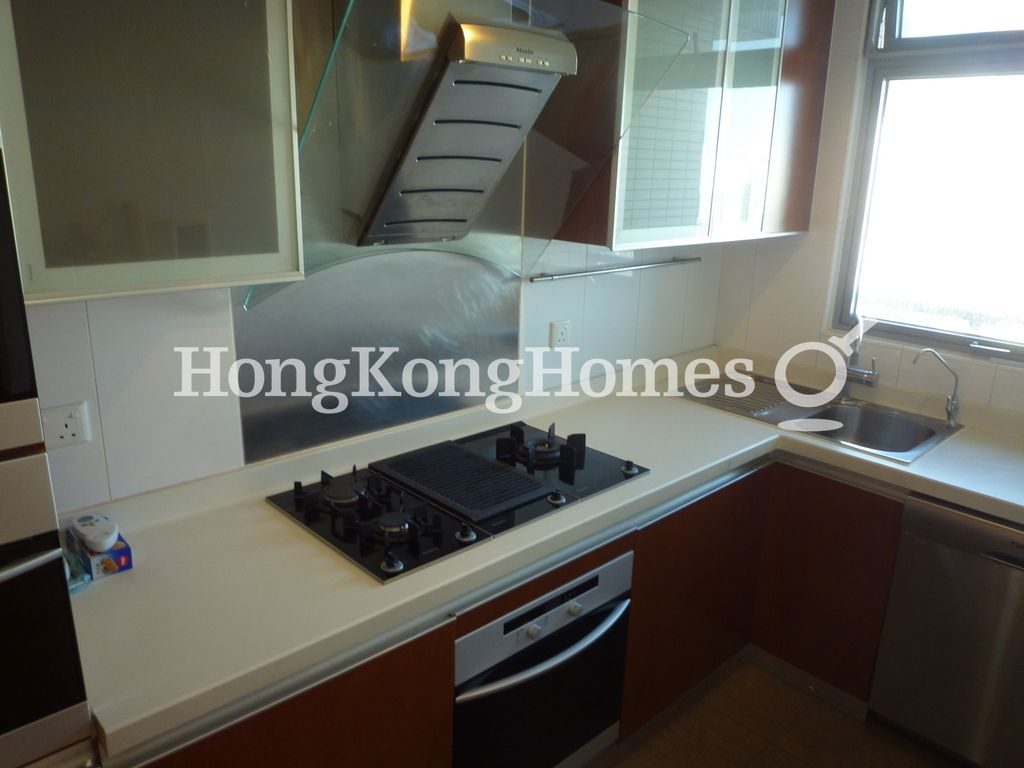 Kitchen — Residence Bel-air - Phase 04, Peak Tower 09, Pokfulam