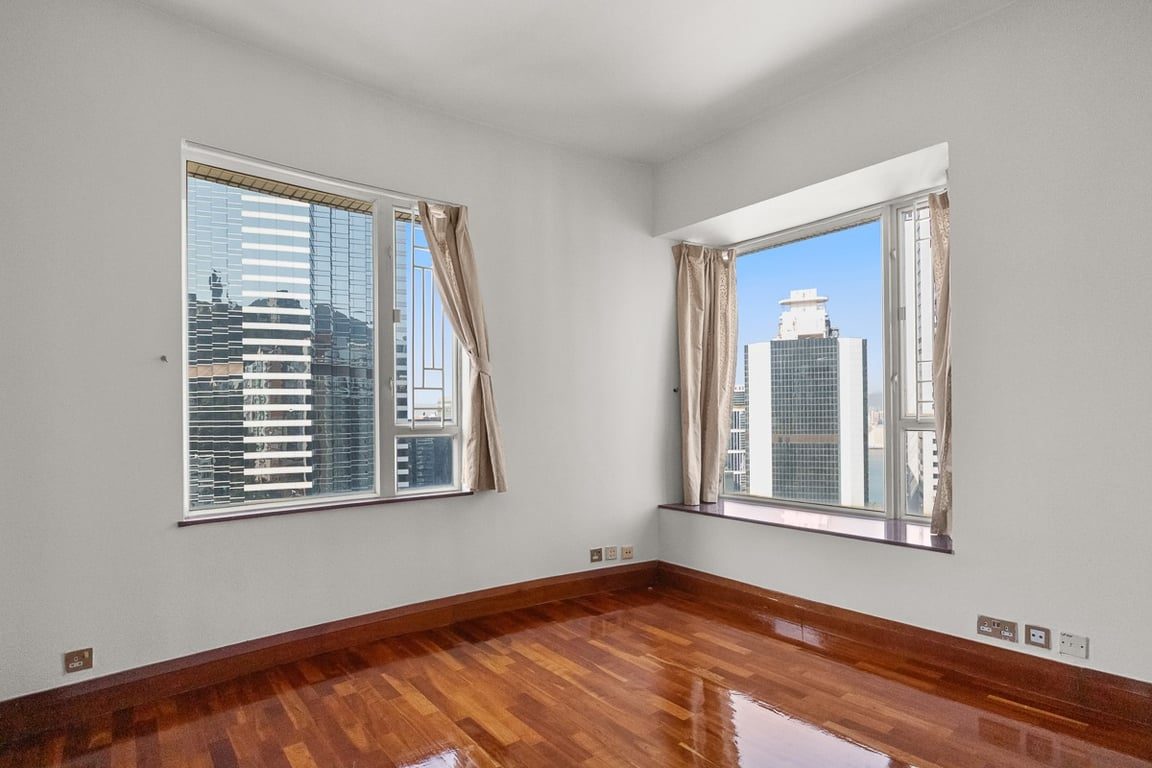 photo 3 — Starcrest, Wan Chai