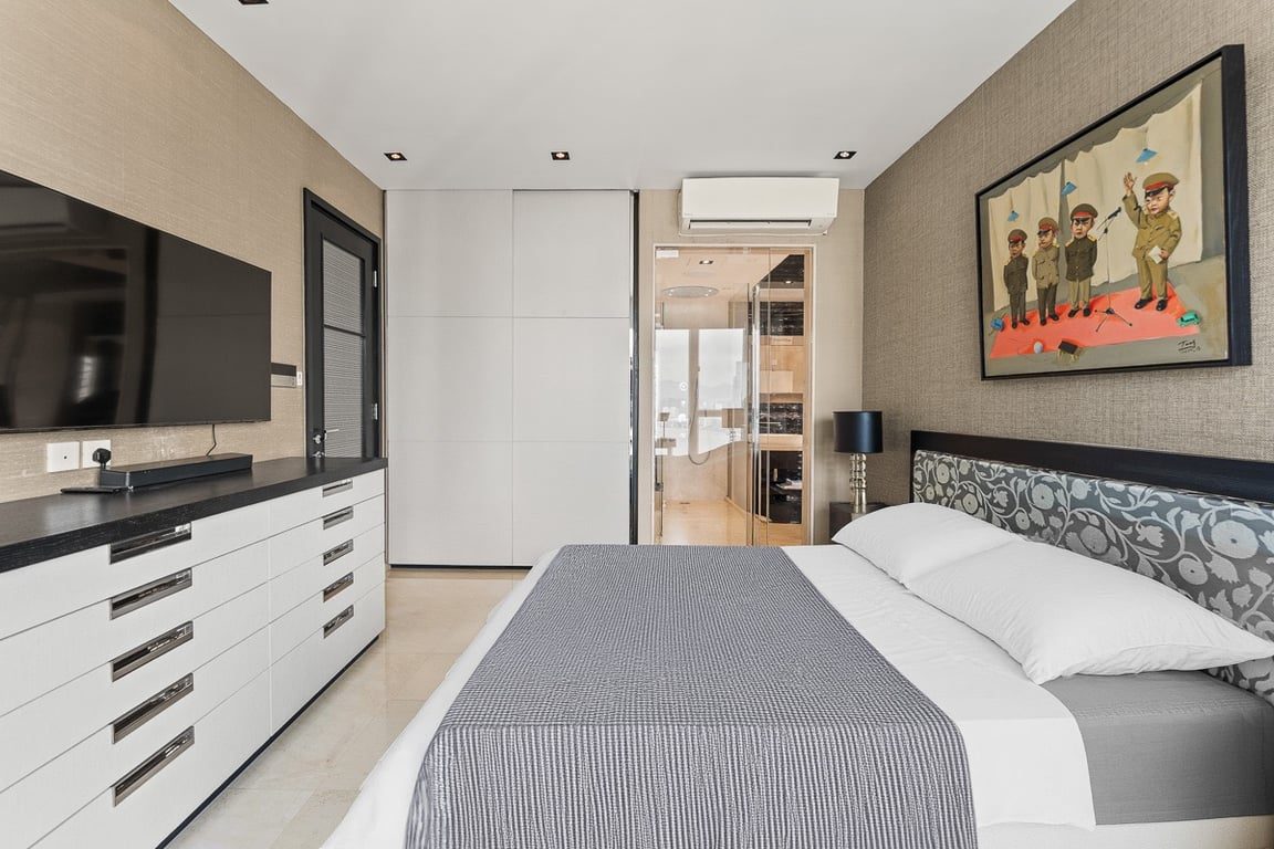 photo 12 — Starcrest, Wan Chai