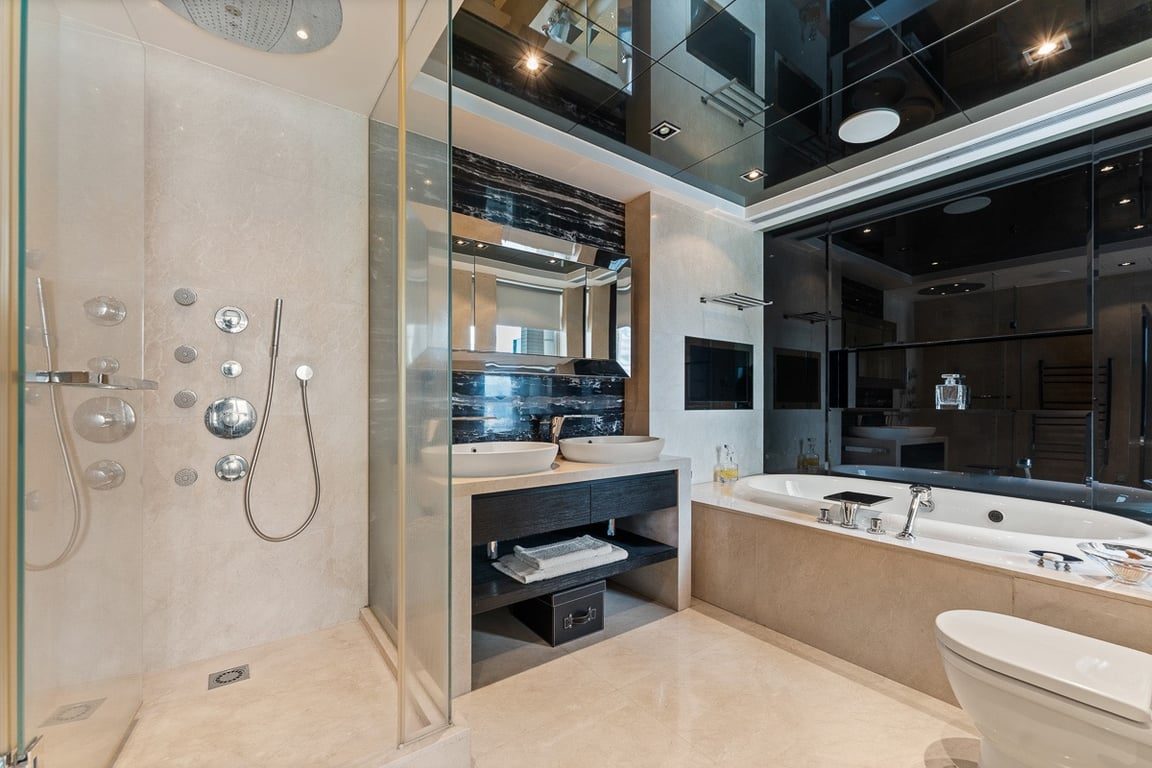 photo 14 — Starcrest, Wan Chai