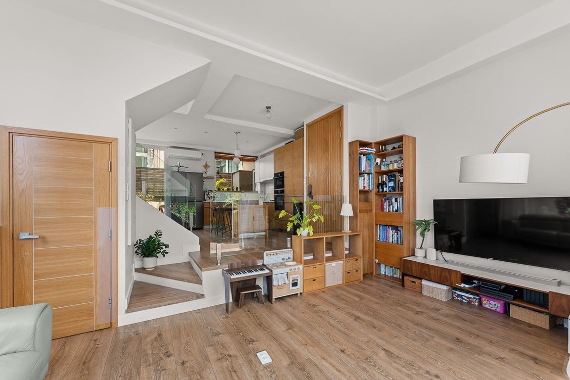 photo 5 — Golden Coast Villas, Cheung Sha
