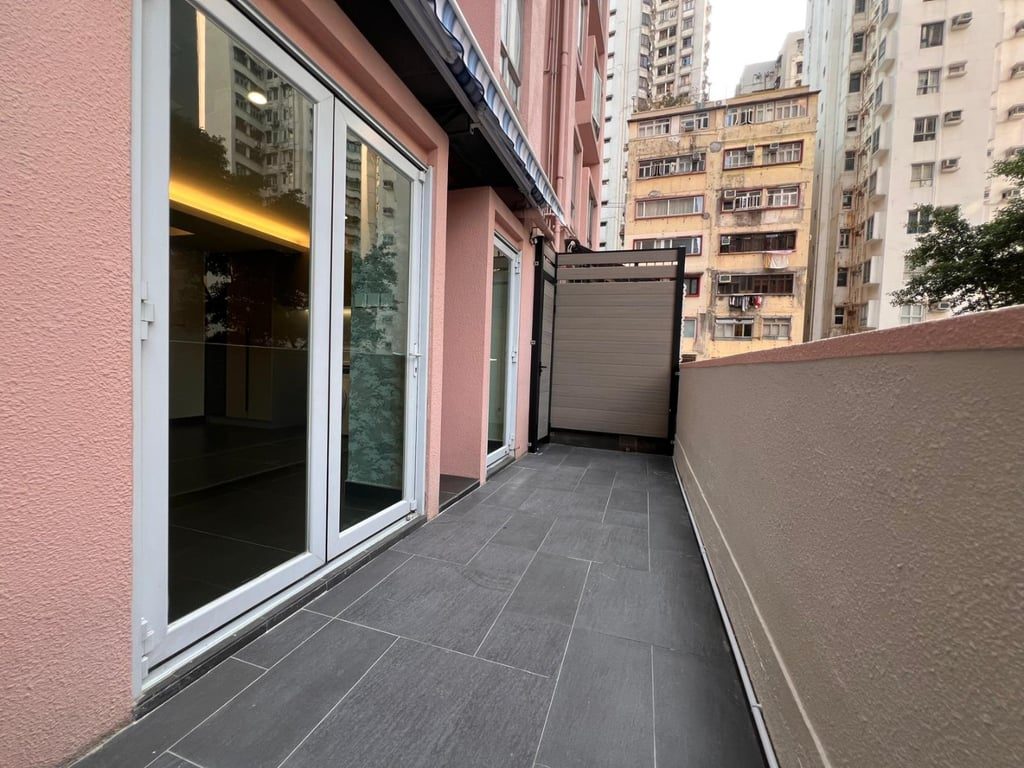 photo 6 — Wah Fai Court, Sai Ying Pun