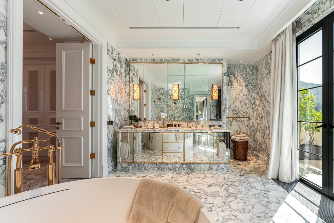 photo 20 — Cadenza, Fanling