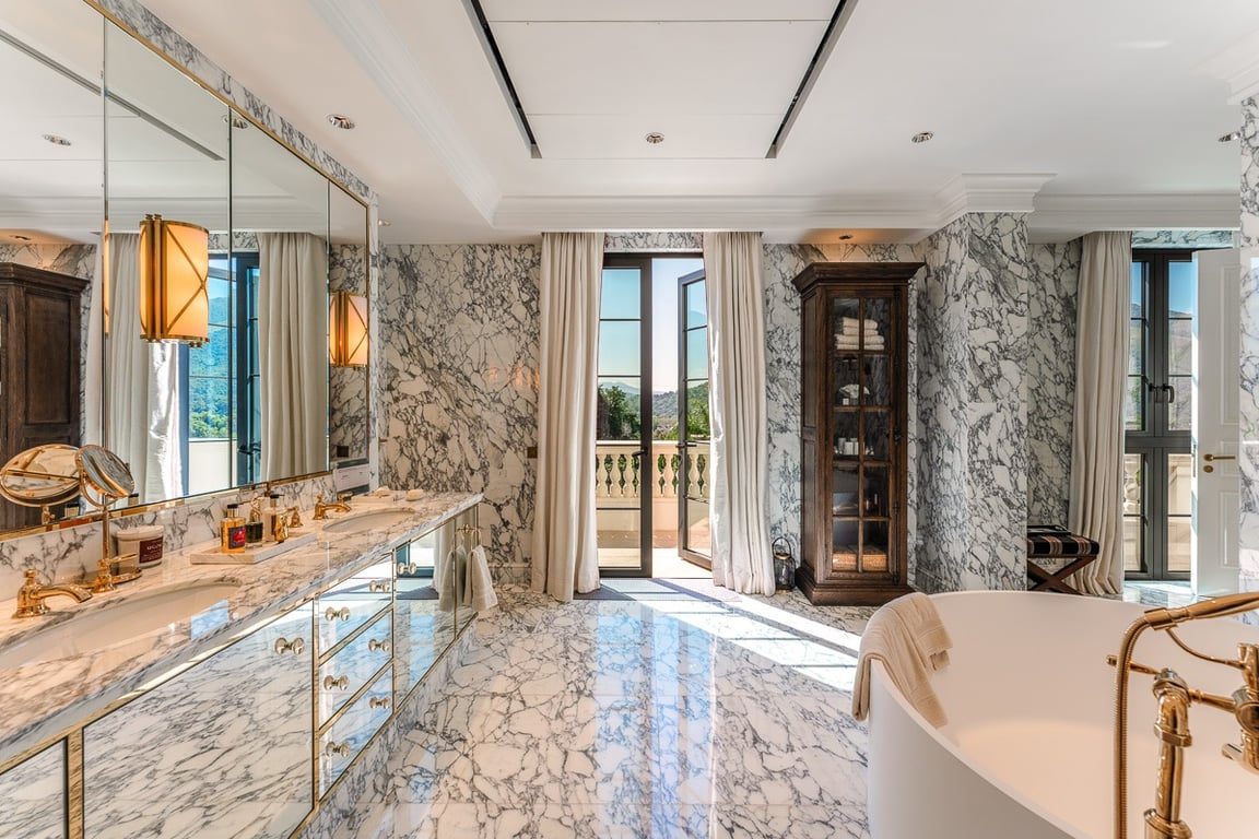 photo 21 — Cadenza, Fanling