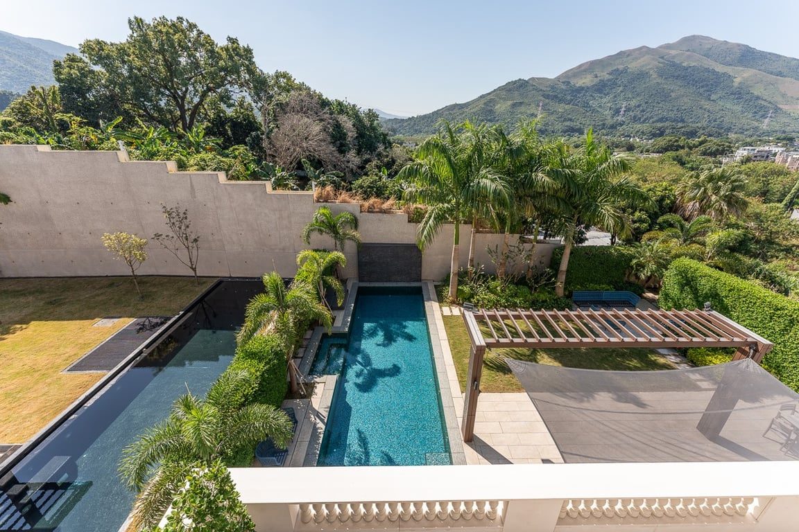 photo 5 — Cadenza, Fanling
