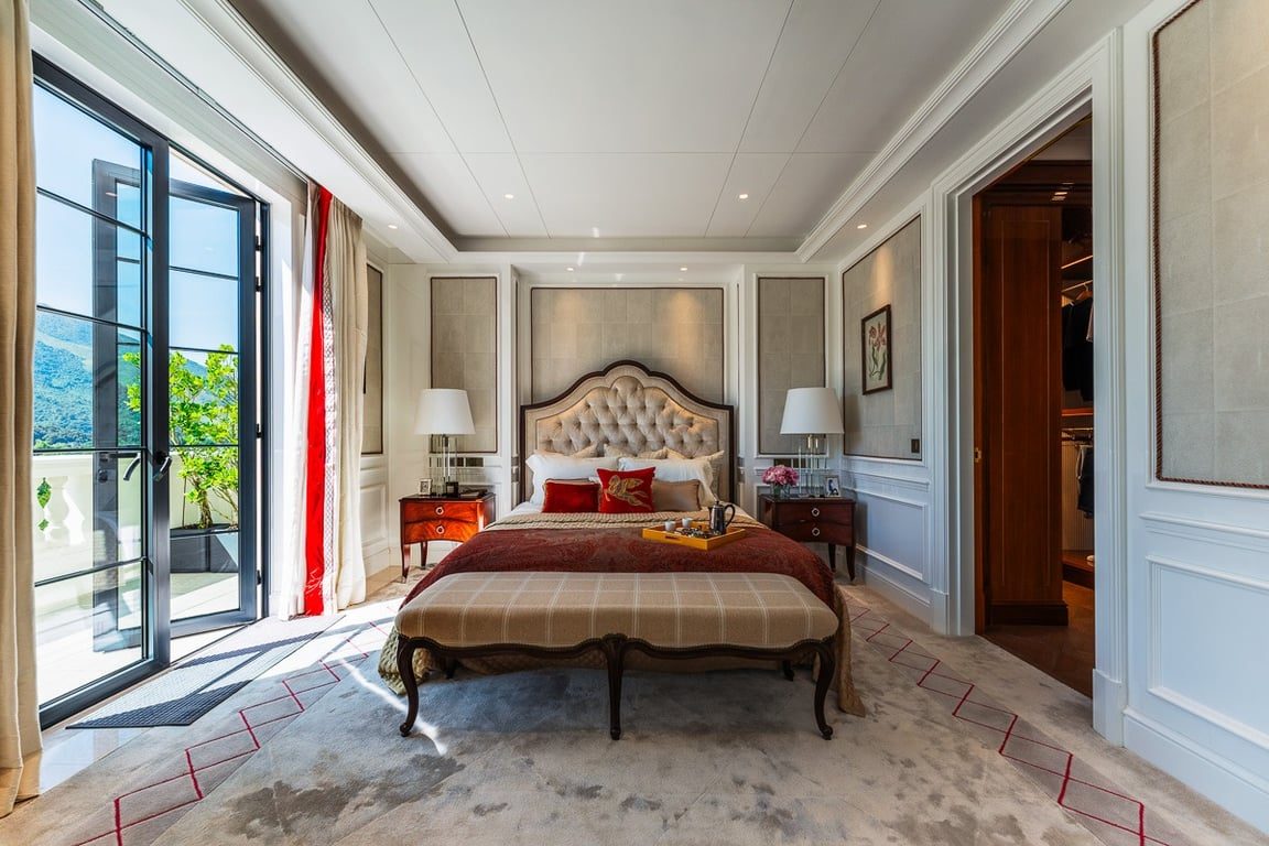 photo 12 — Cadenza, Fanling