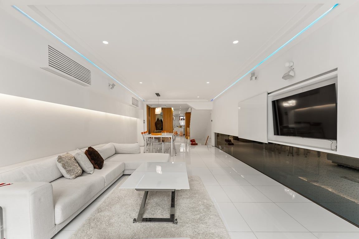 photo 11 — Sunderland Estate, Kowloon Tong