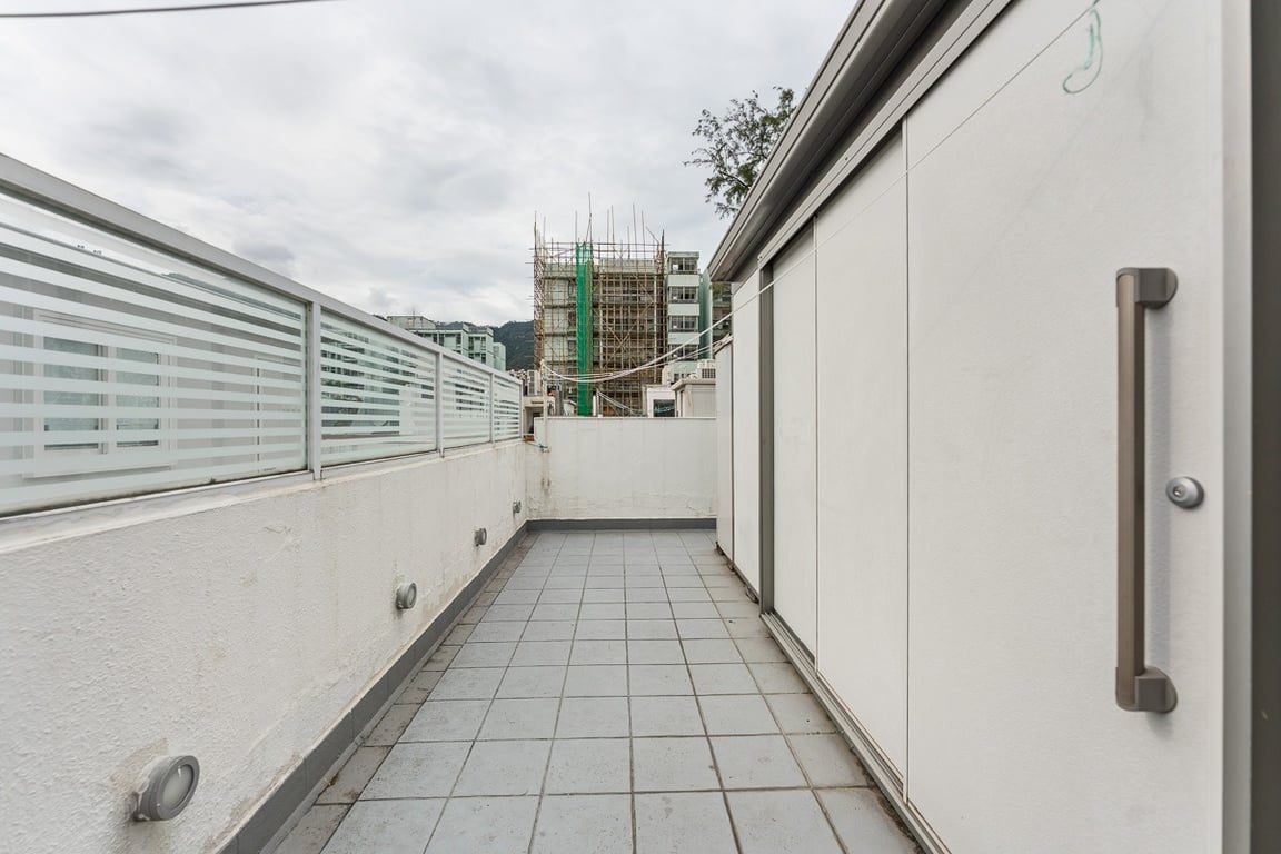 photo 20 — Sunderland Estate, Kowloon Tong