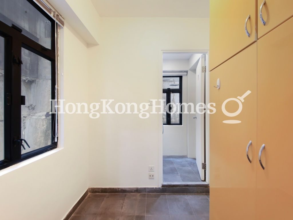 Maid's Room and Washroom — Fair Wind Manor, Mid-levels West