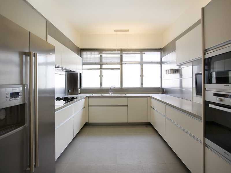 photo 3 — 18-24 Bisney Road, Pok Fu Lam