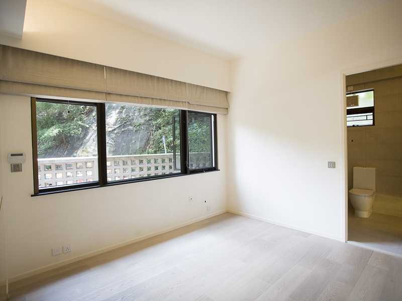 photo 6 — 18-24 Bisney Road, Pok Fu Lam