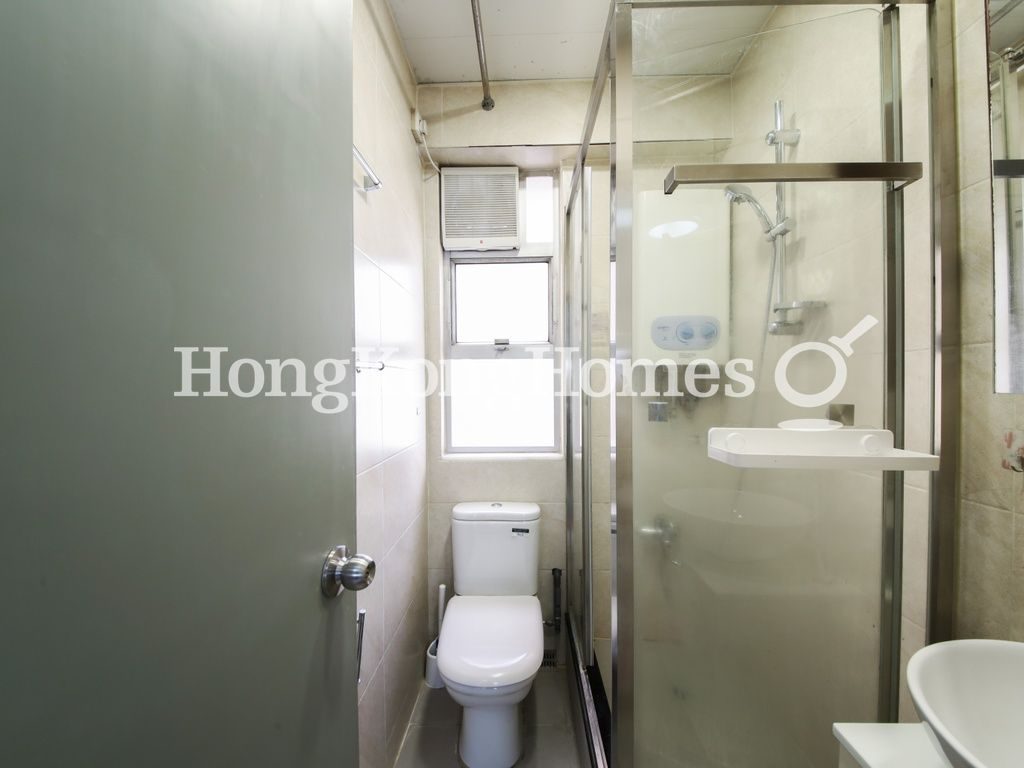 Guest Bathroom — Wealth Building, Sai Ying Pun