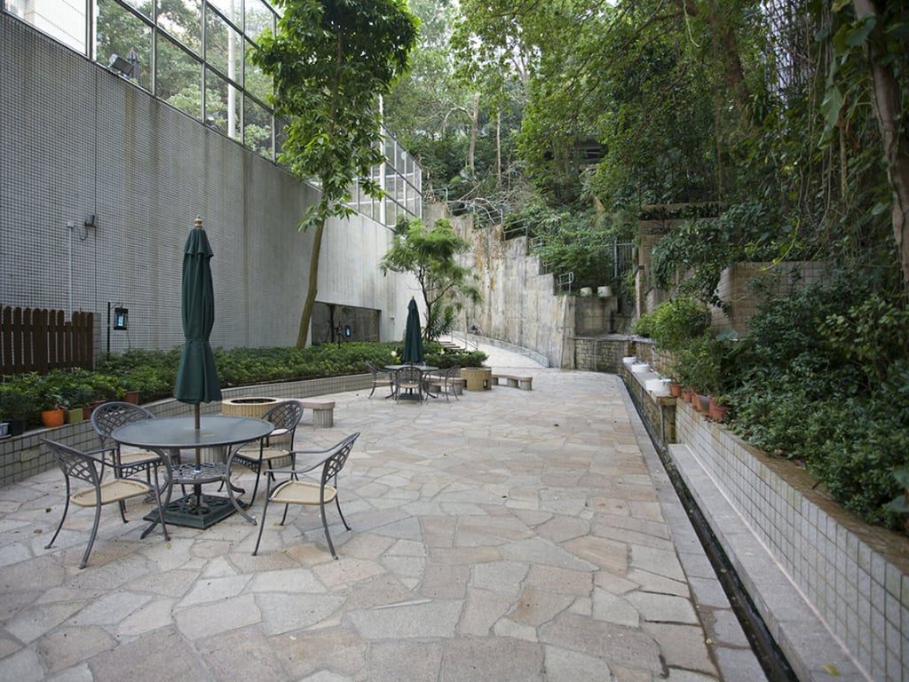 photo 11 — Birchwood Place, Mid Levels Central