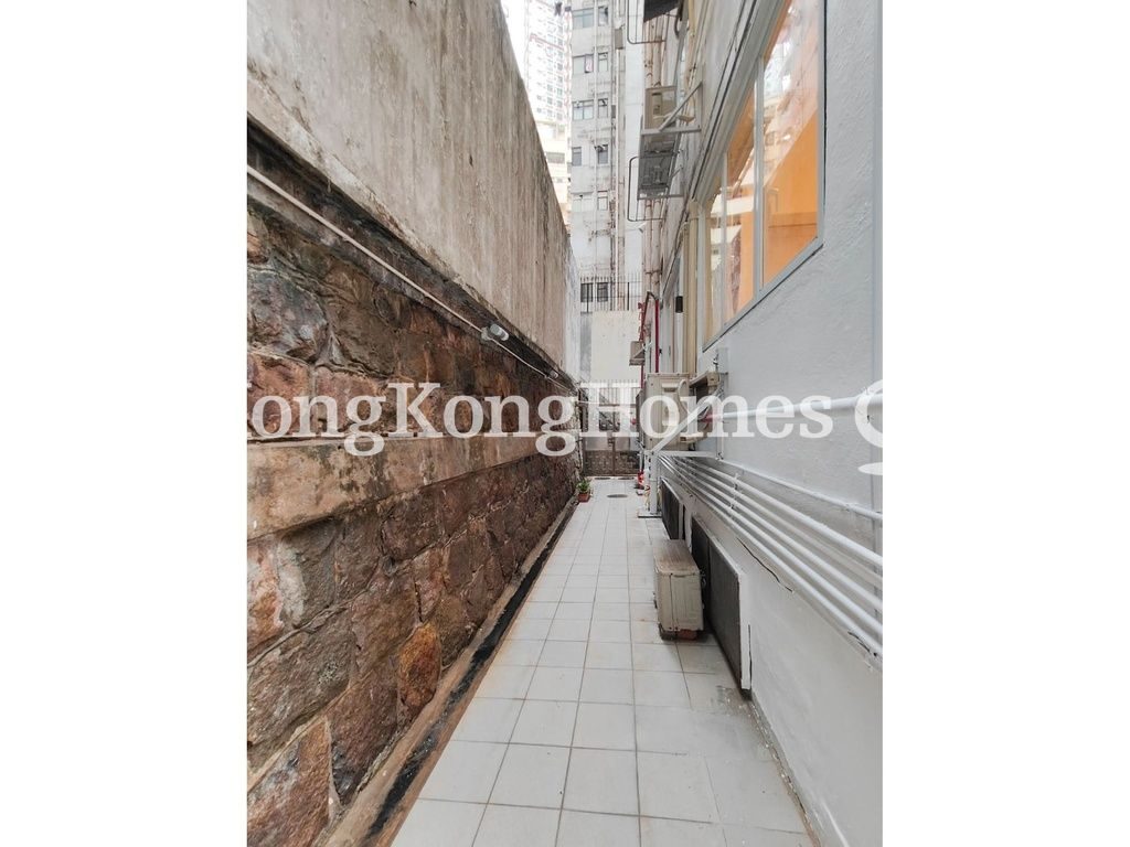 Outdoor Terrace — Mosque Junction, 2J, Mid-levels West