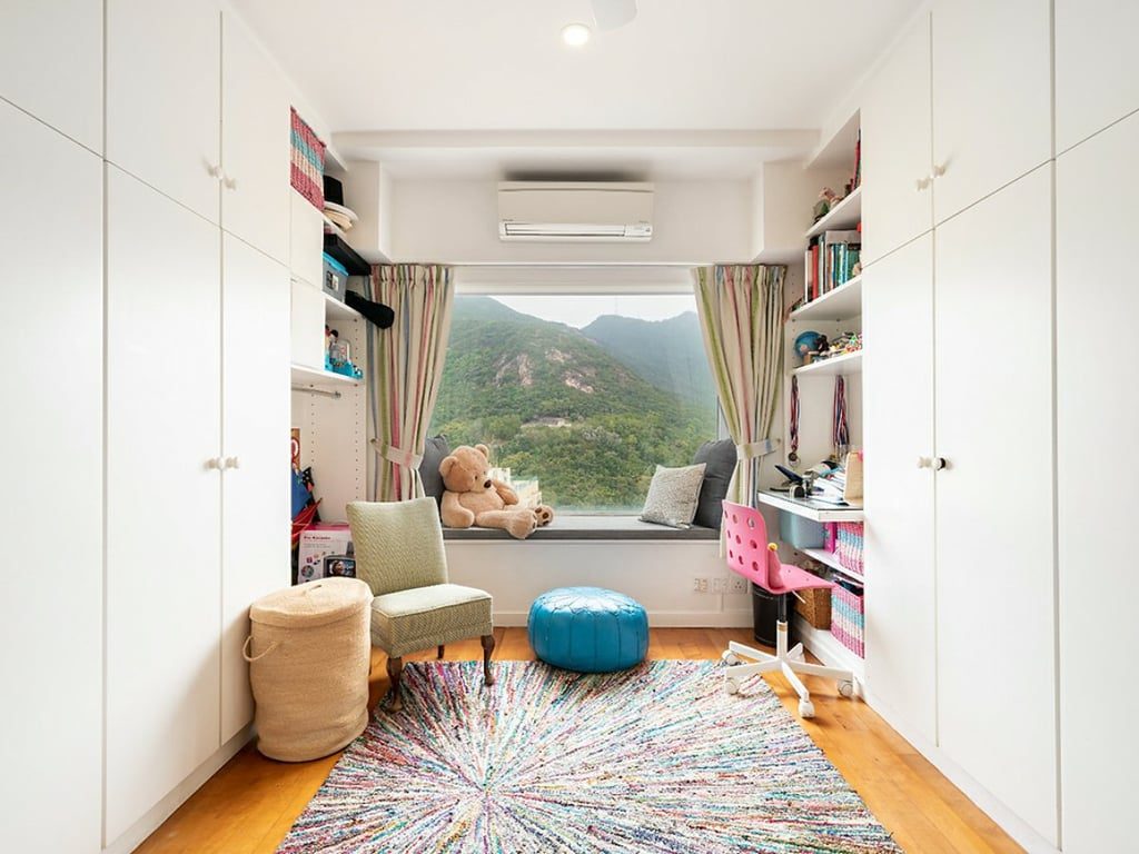 photo 14 — Woodbury Court, Pok Fu Lam