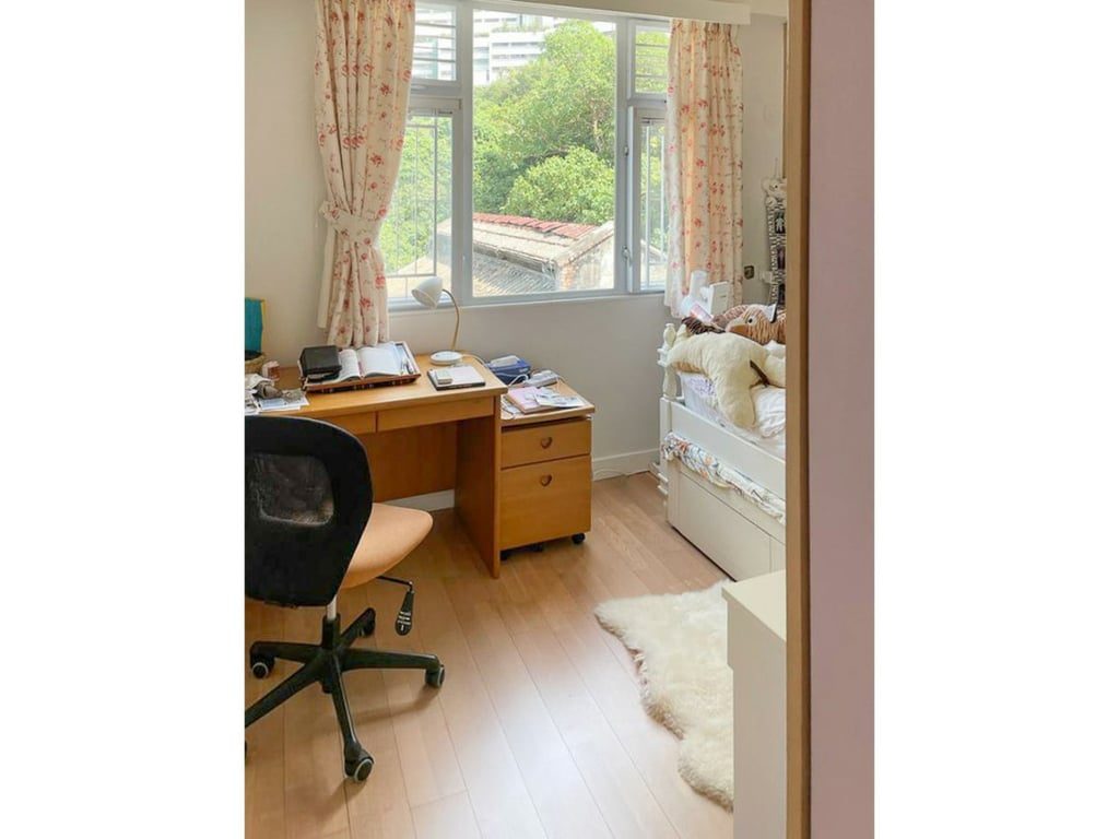 photo 11 — Glamour Court, Pok Fu Lam