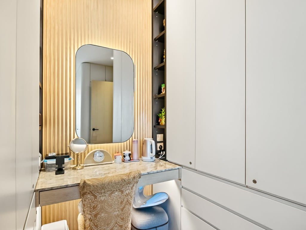 photo 12 — Residence Bel-Air South Towers (Phase 2) Twr 5, Pok Fu Lam