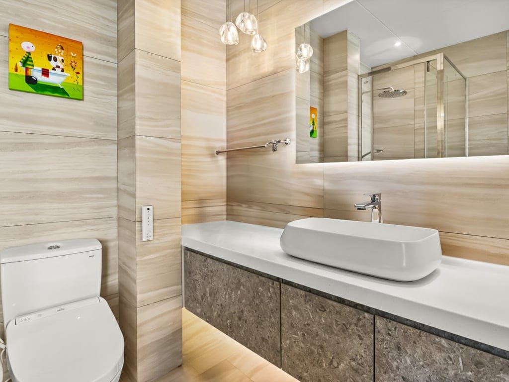 photo 13 — Residence Bel-Air South Towers (Phase 2) Twr 5, Pok Fu Lam
