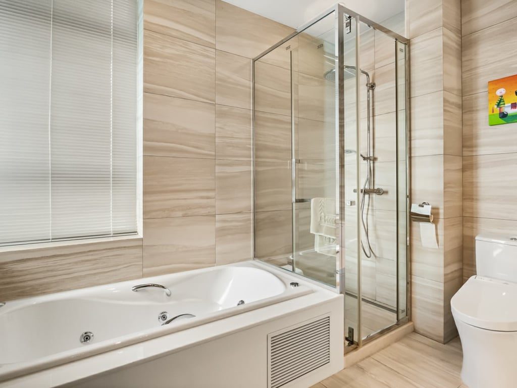 photo 14 — Residence Bel-Air South Towers (Phase 2) Twr 5, Pok Fu Lam
