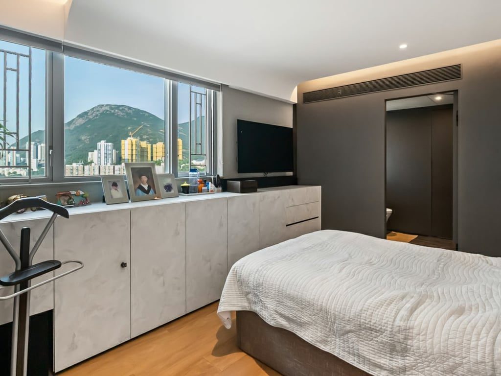 photo 15 — Residence Bel-Air South Towers (Phase 2) Twr 5, Pok Fu Lam